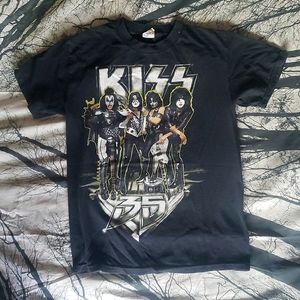 KISS band distressed 09' band t-shirt